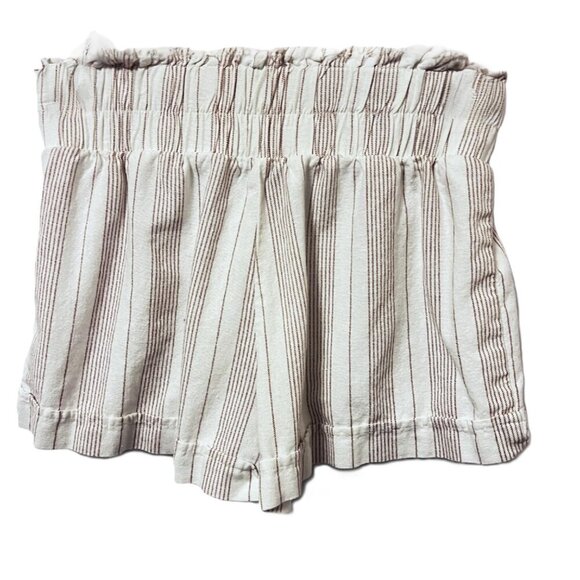 Charlie Brown T-Shirt / Forever 21 Shorts Bundle - Size Small - Picture 5 of 6